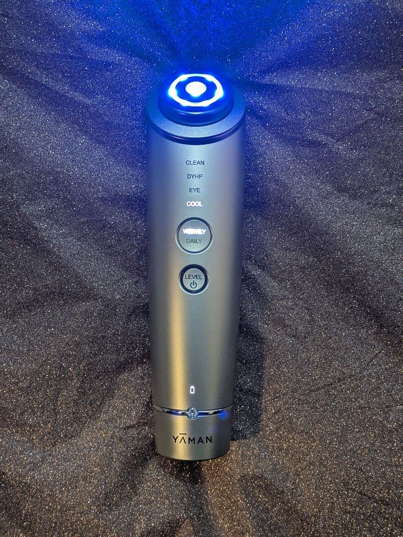 新品未使用　保証つき　YAMAN フォトプラスシャイニーネオ　YJFM18N