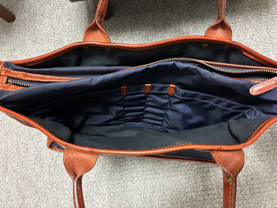 【極美品】Felisi ネイビートート