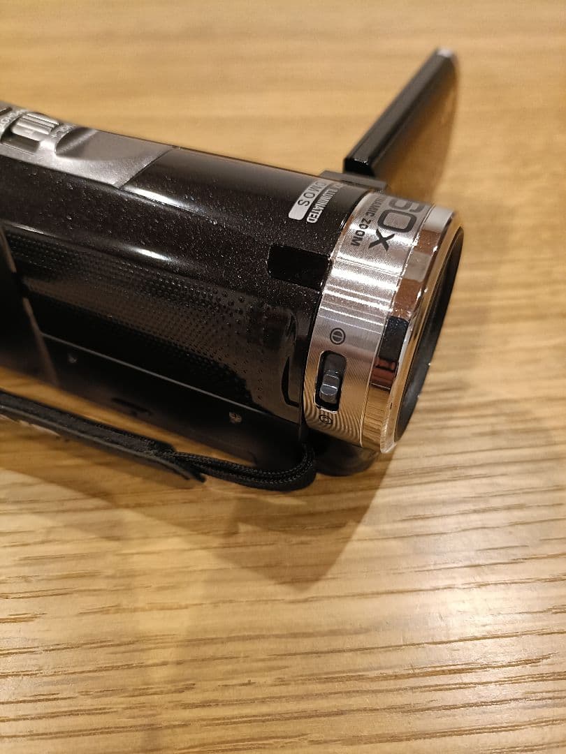 JVC Everio GZ-HM199-B ビデオカメラ本体　バッテリー２個付き