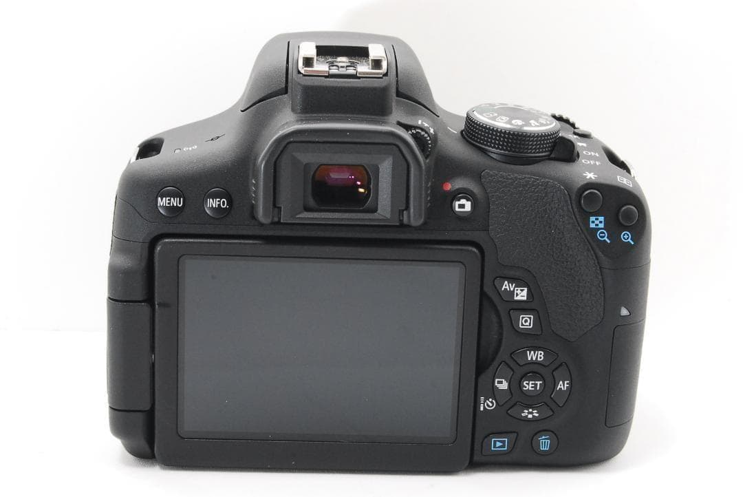 美品 Canon EOS kiss x8i ダブルレンズセット　初期不良保証付き