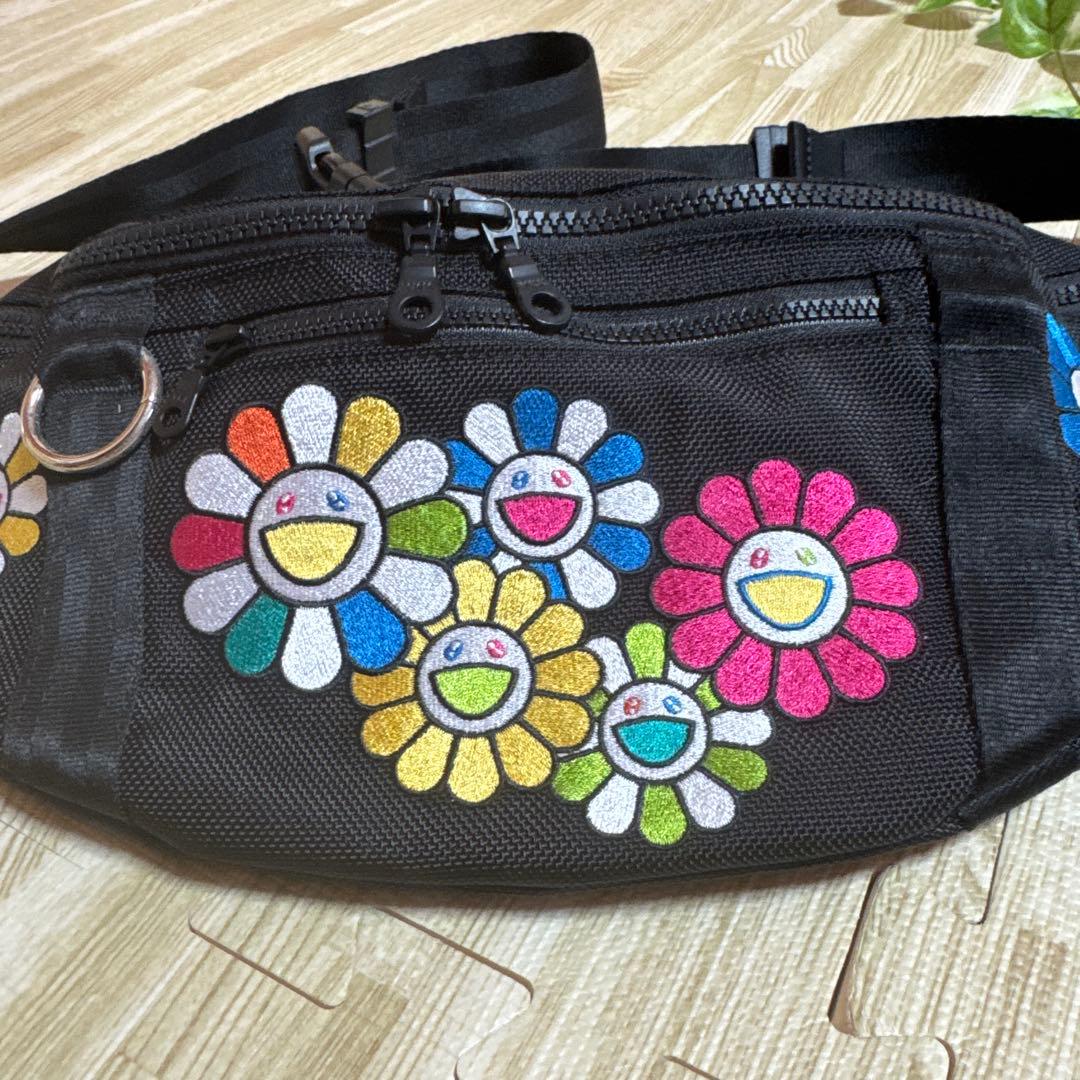 オ*神様 【極美品】NEW ERA/村上隆コラボ　ボディバッグ　カイカイキキ　ニ