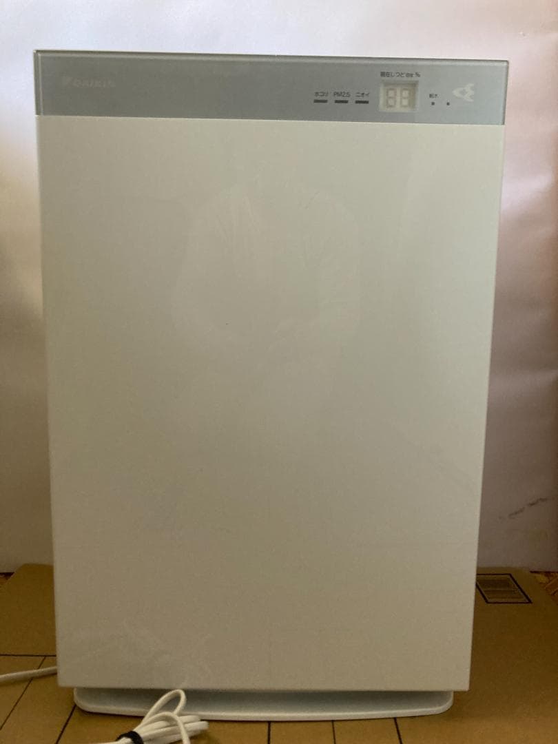 DAIKIN ストリーマ空気清浄機 ACK70X-W　シール剥がし痕あり