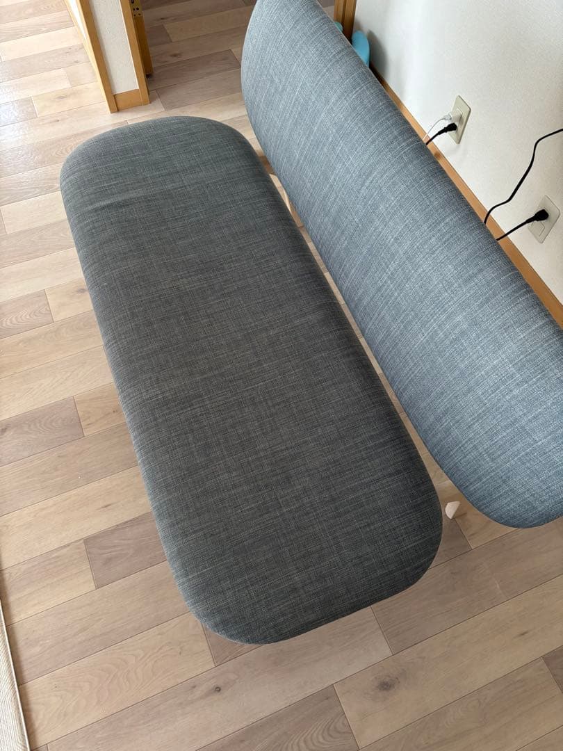 ニトリ製　3人掛け椅子