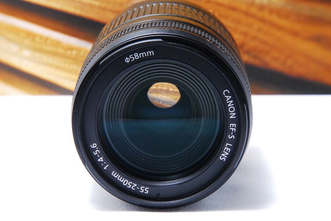 一眼レフ 望遠レンズ キャノン 55-250mm is