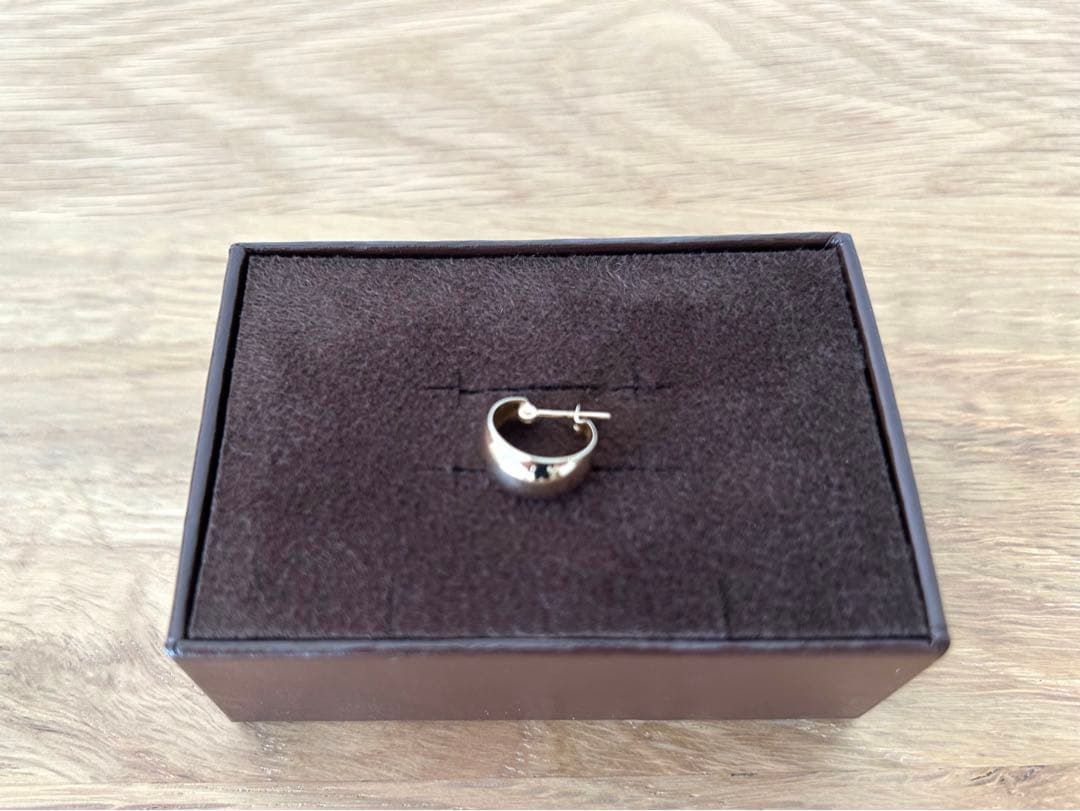 Lilas 三日月フープピアス　片耳のみ