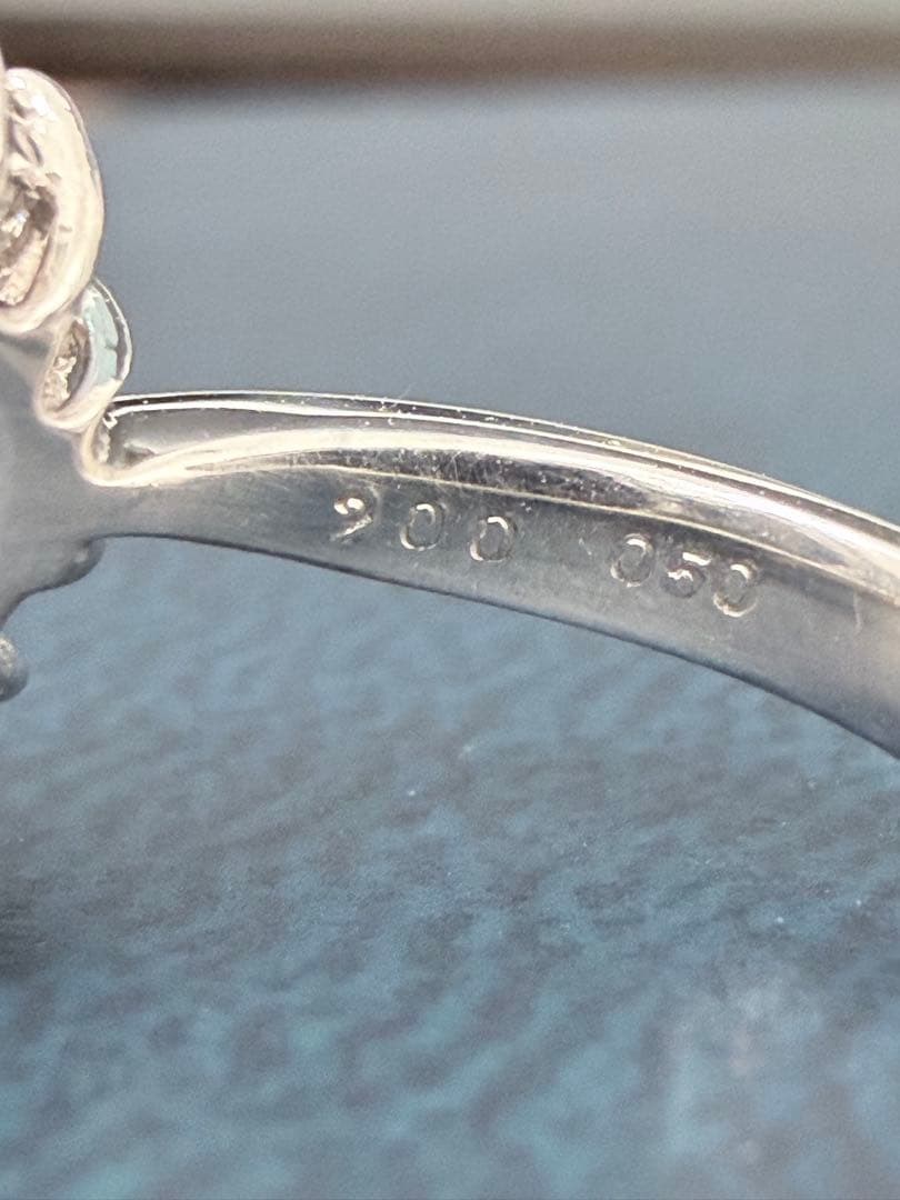 天然サファイア　ダイヤモンド　プラチナリング　鑑別書付き