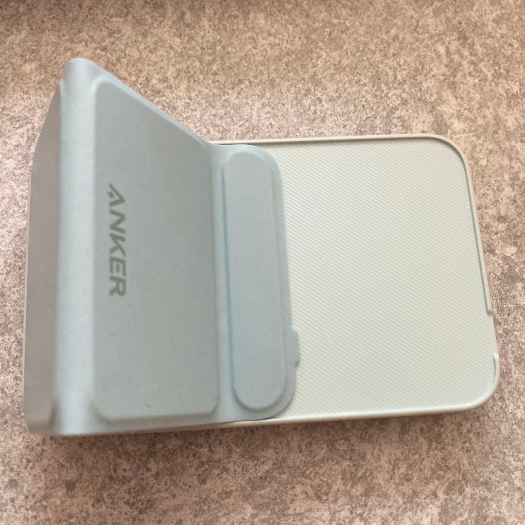 ANKER ワイヤレスバッテリー