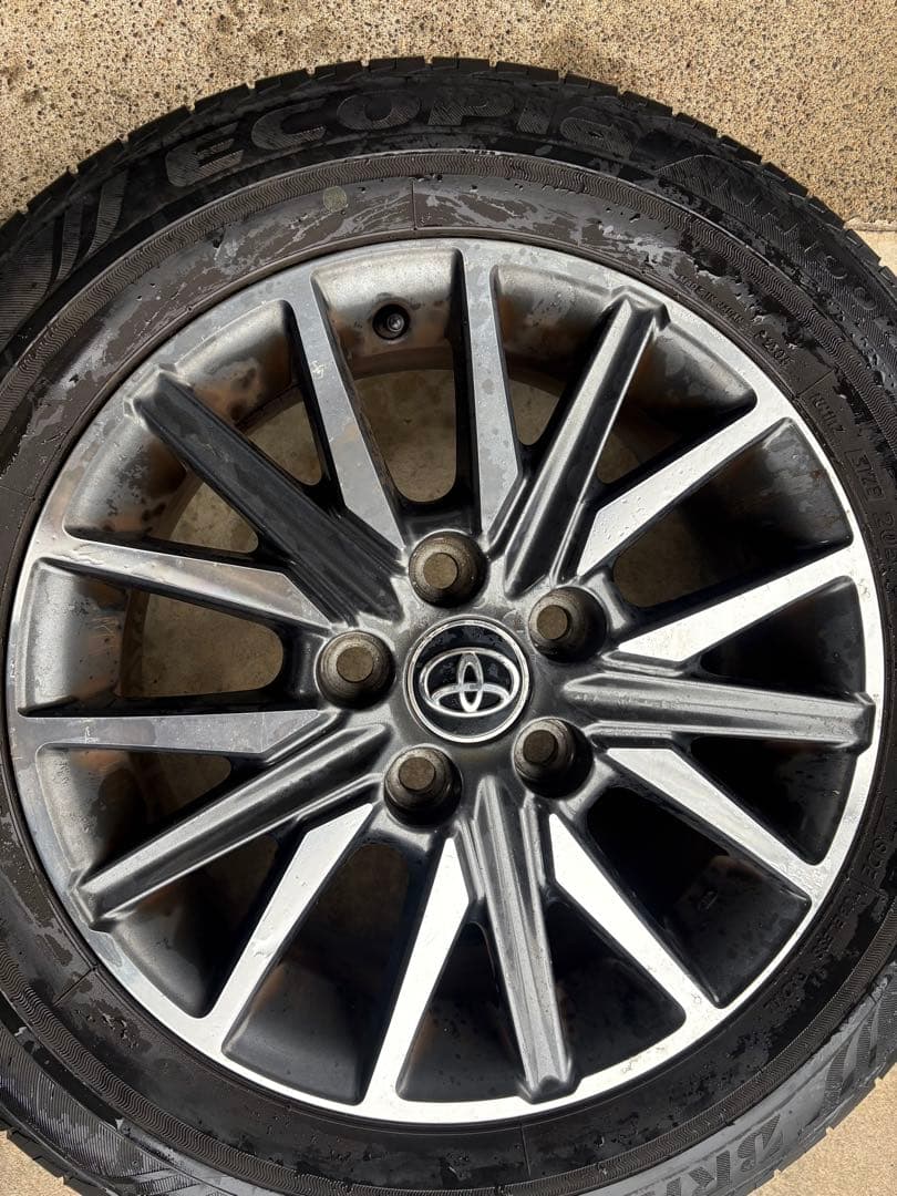 トヨタ 80系ヴォクシー 16インチ ホイールセット ブリヂストン