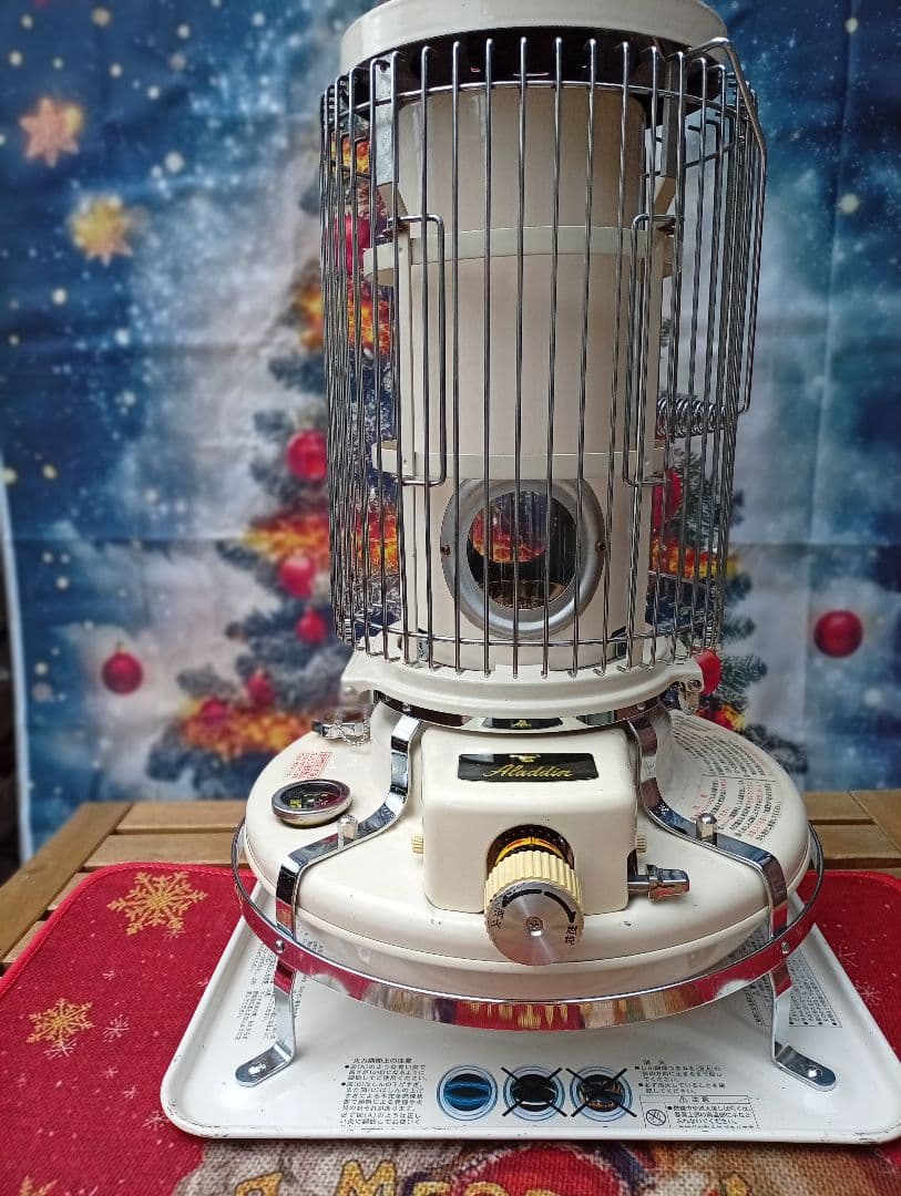 アラジンストーブ メンテナンス済み。純正芯交換済。取説付きです。グリーン