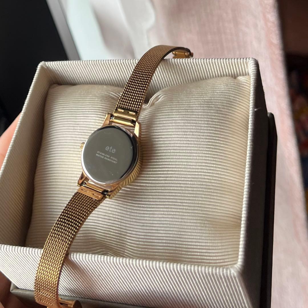 美品　ete メッシュ金属ベルト 貝殻文字盤　ピンクゴールド　ソーラー電池