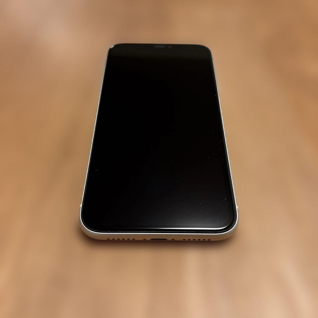 iPhone 11 本体 白（ホワイト） 64GB SIMフリー