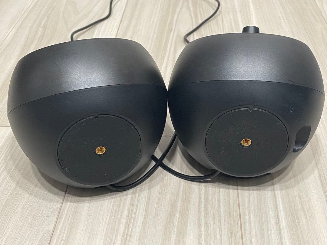 Creative Pebble X 大型RGB ライティングスピーカー