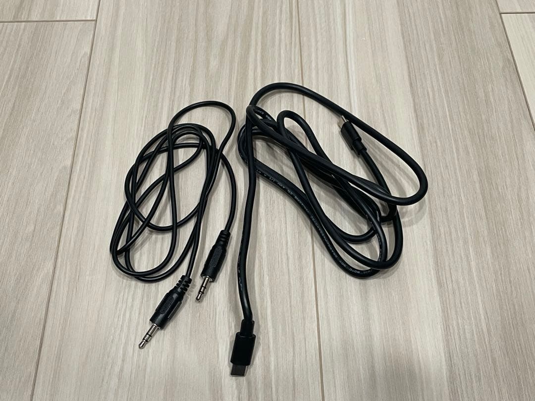 Creative Pebble X 大型RGB ライティングスピーカー