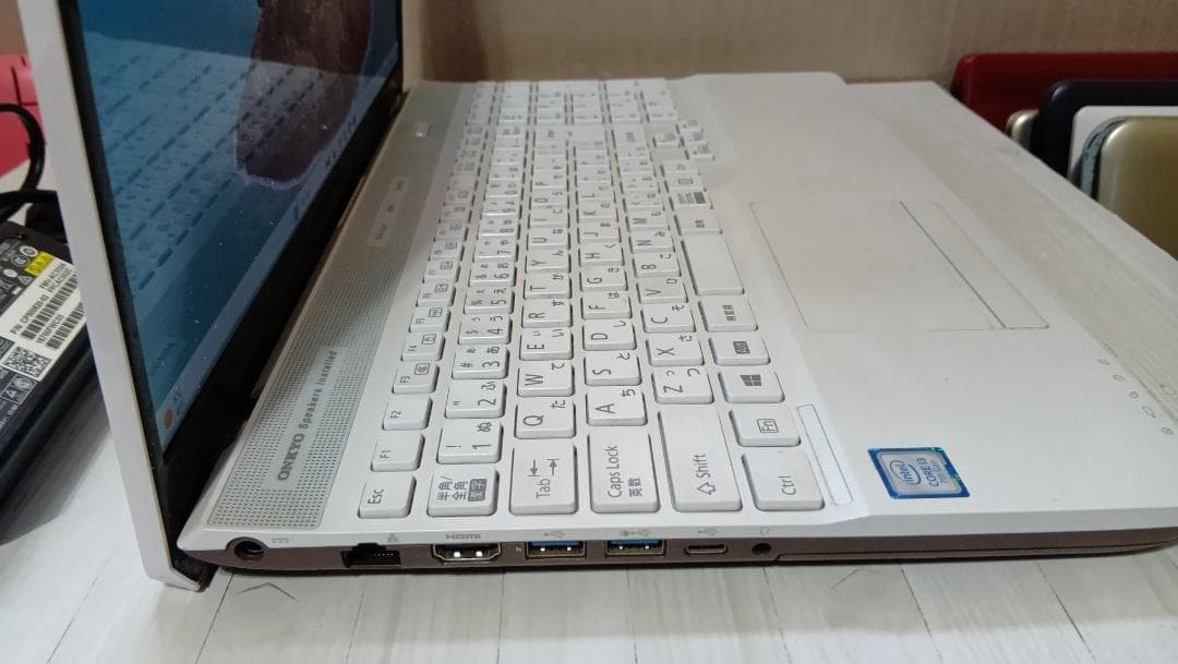 Fujitsu Lifebook WA2/D1 7世代i3 美品　SSD500G