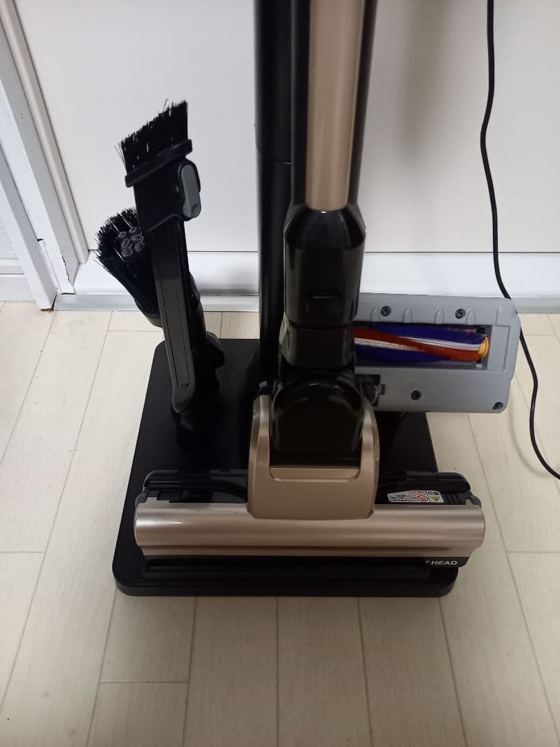 最終値下げ～日立　コードレス　スティッククリーナー