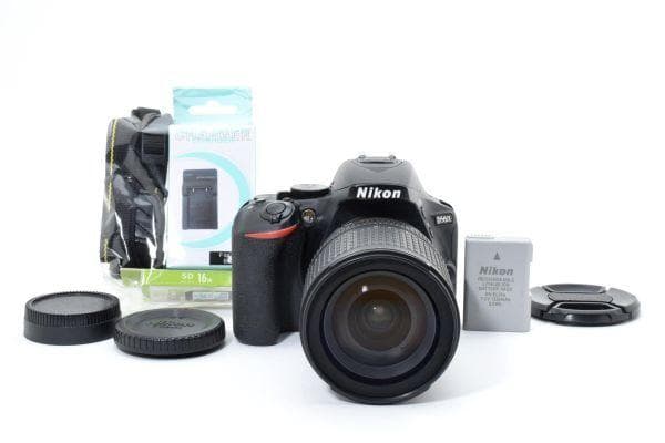 Nikon D5600 AF-S 18-135mmレンズセット　SDカード付
