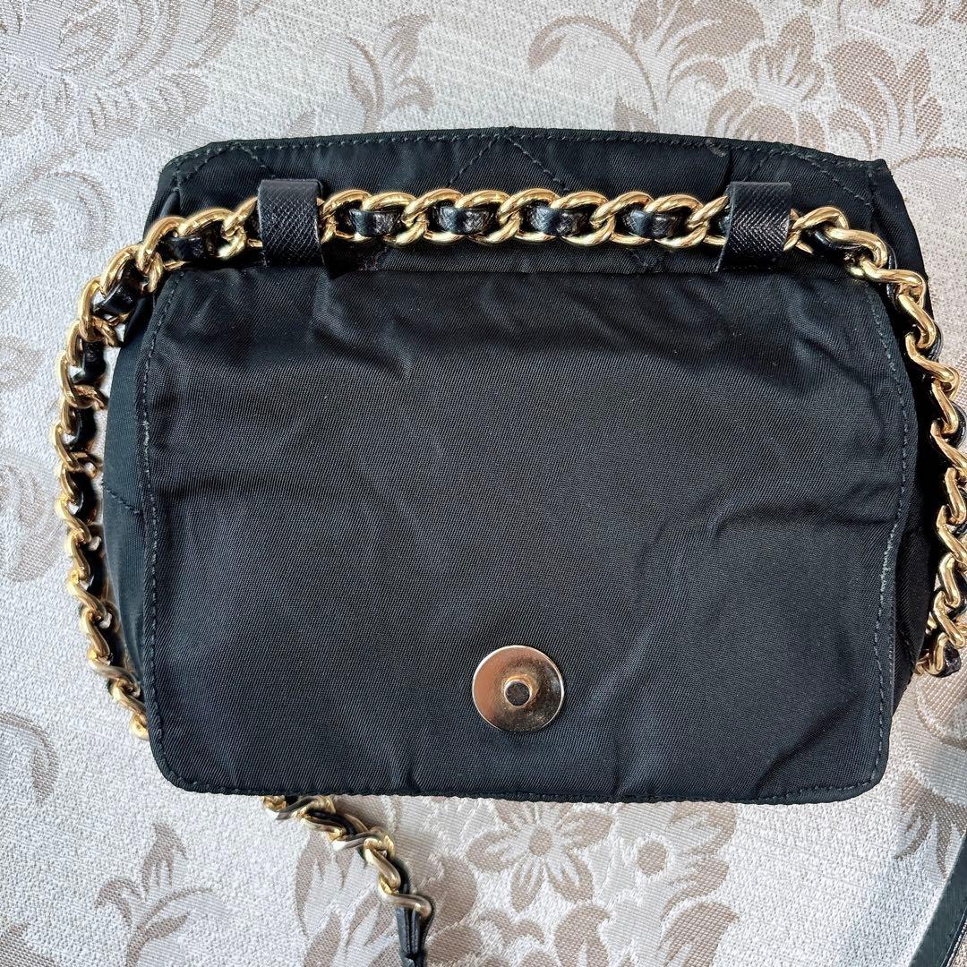 プラダ★ウエストポーチ★キルティング　チェーン　黒