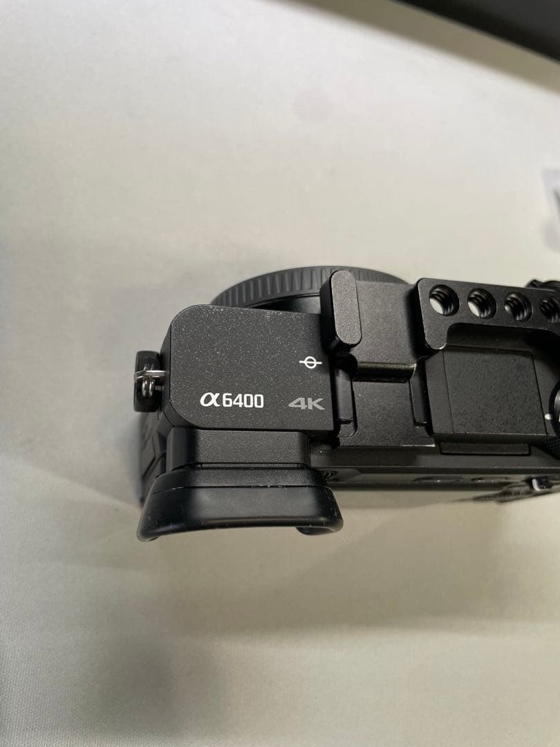 【美品・傷無し】　Sony α6400 ボディ　ミラーレス　　一眼　カメラ