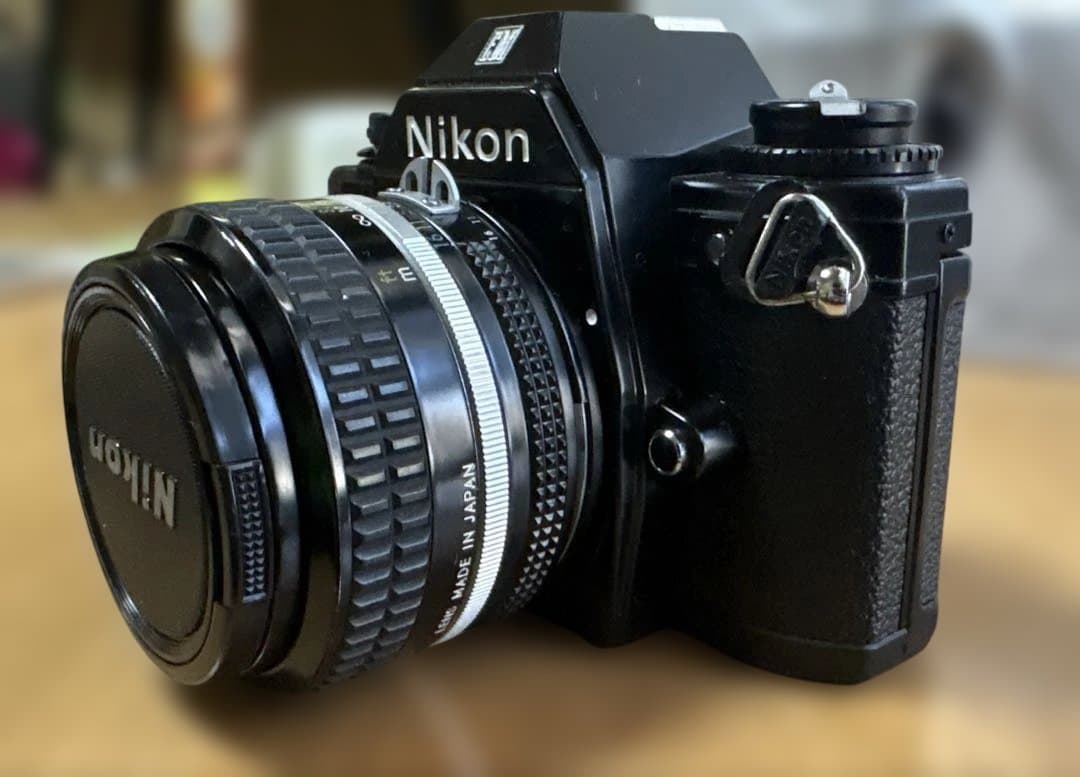 【中古】Nikon EM + 50mm F1.4 レンズ付き 動作品