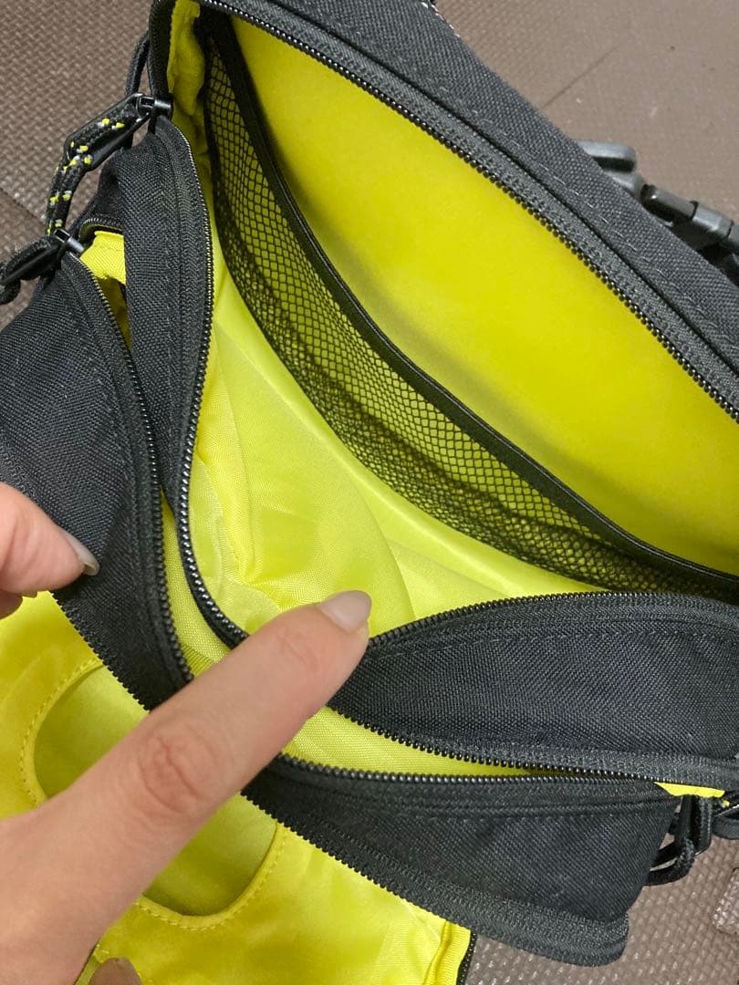 Hugoo ハグー ヒップシート ブラック