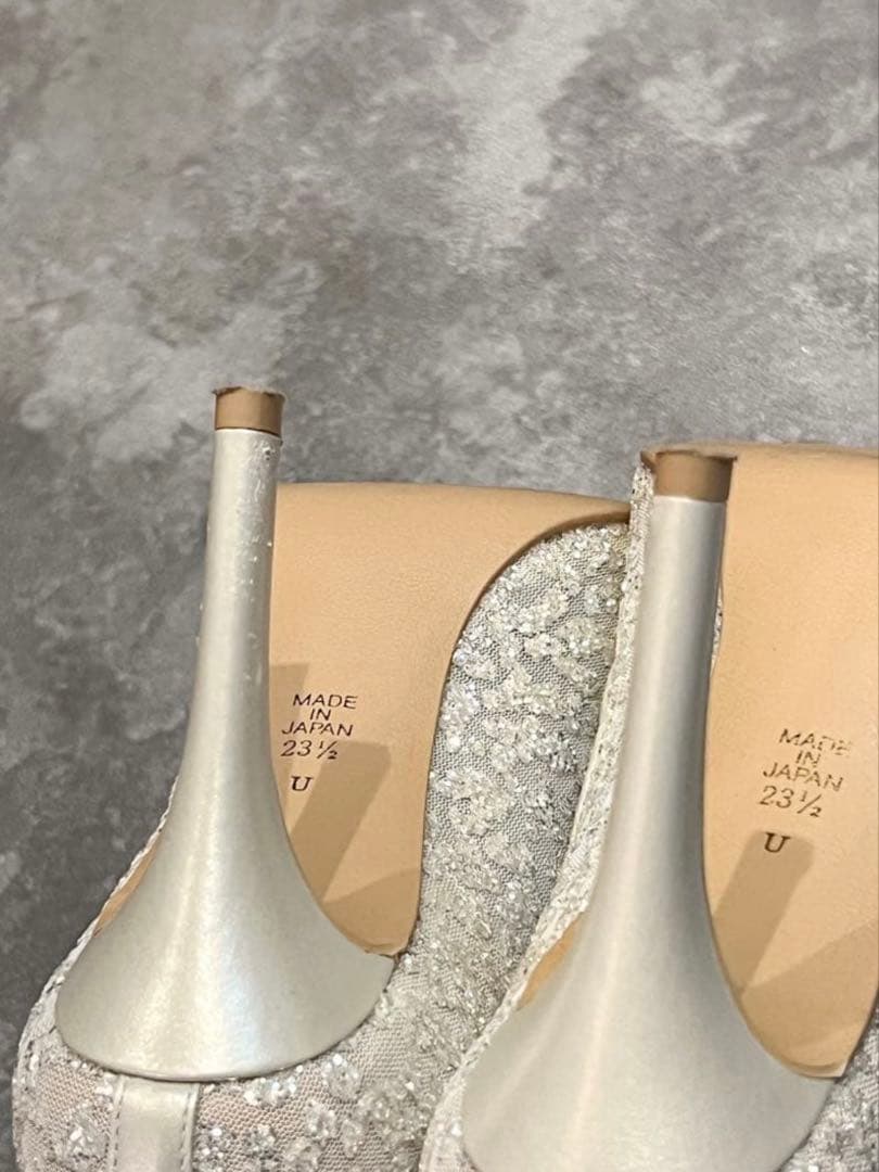 DIANA グリッターハイヒールプラチナ 23.5cm