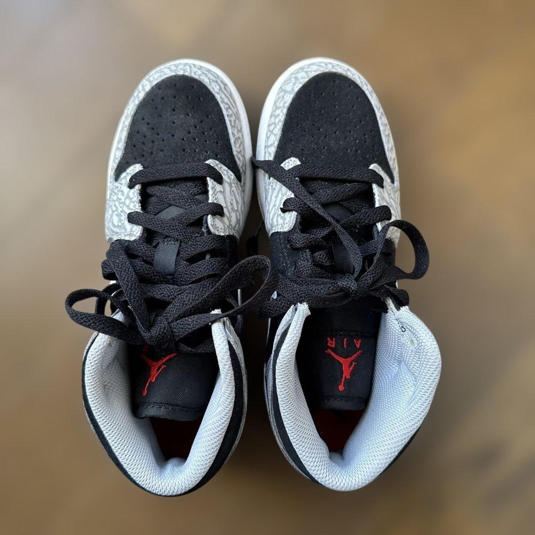 （AtoRU）Nike AIR JORDAN 1 MID SE （GS）