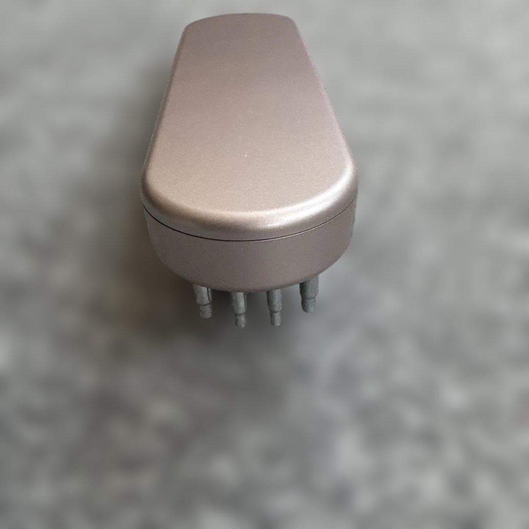 サロニア　電気ブラシ　EMS リフトブラシ　ピンクカラー