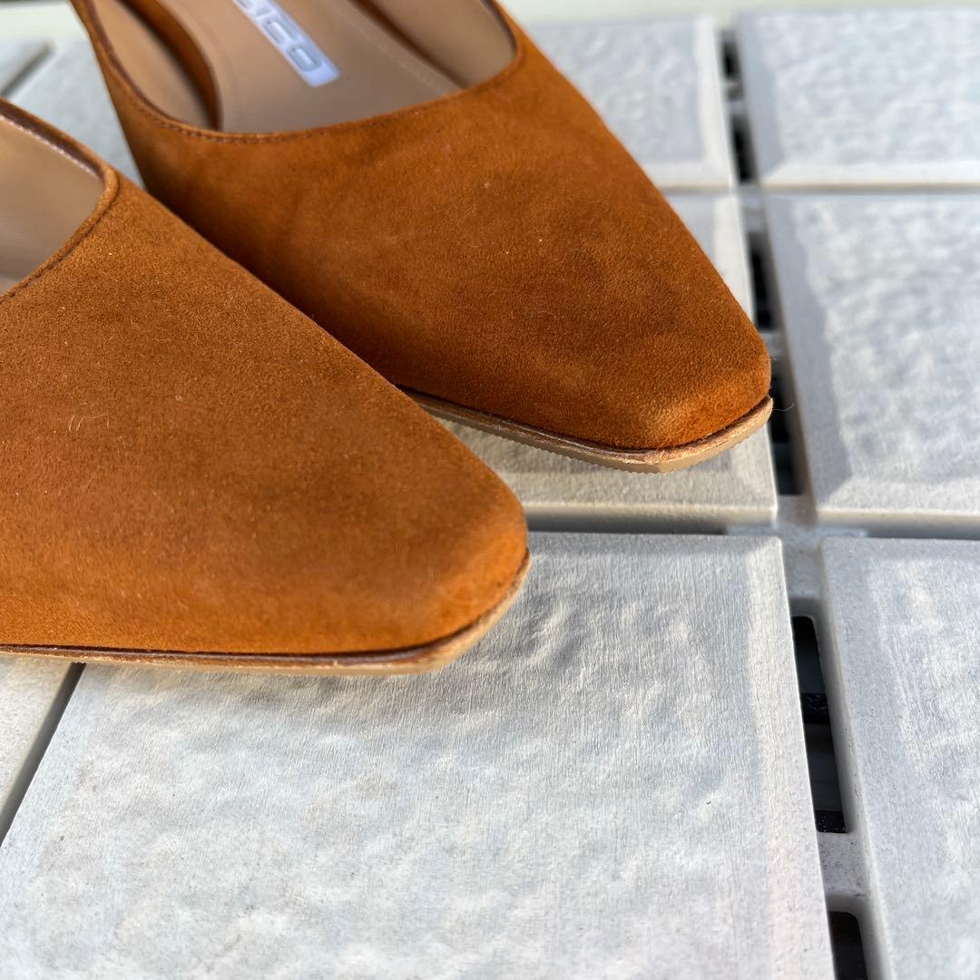 37 PELLICO パンプス　ブラウン　スエード　ローヒール　24