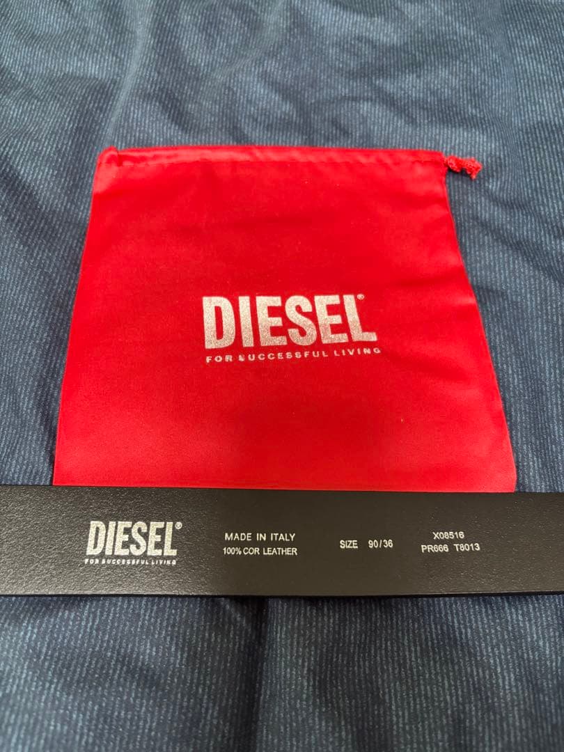 〖今月まで割引‼️〗DIESEL ポーチ付き90/36 本革 レザー