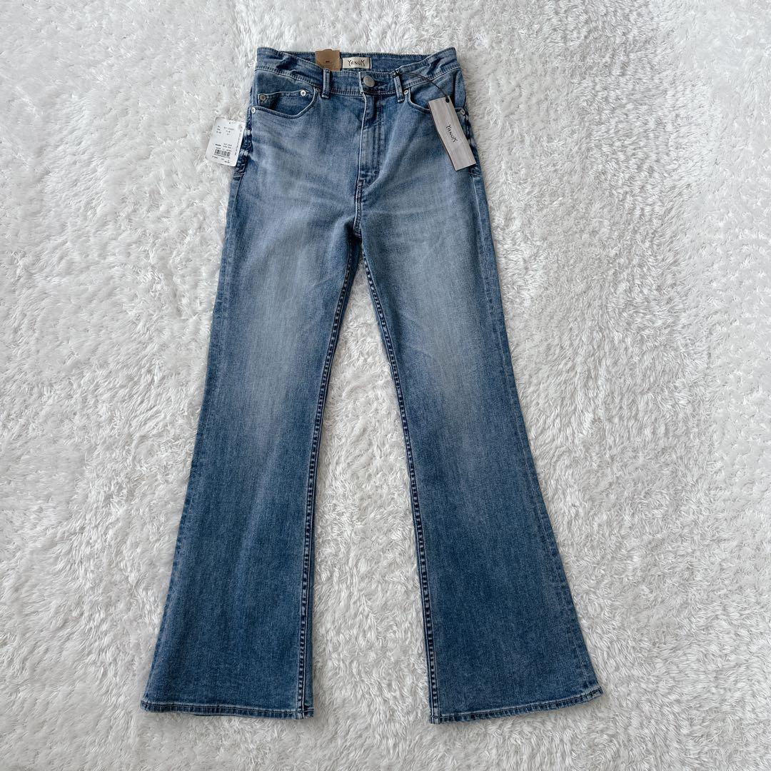 【未使用】ヤヌーク　フレアパンツ　デニム　27