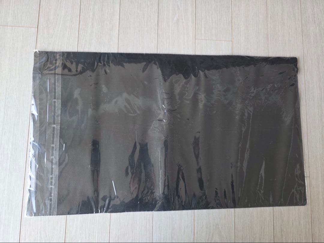 遊戯王 韓国限定 聖痕喰らいし竜 プレイマット