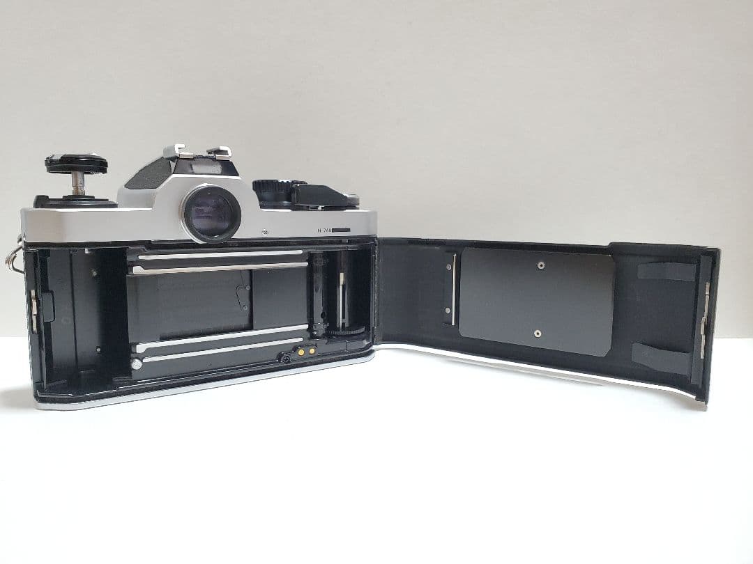 Nikon ニコン New FM2　フィルムカメラ