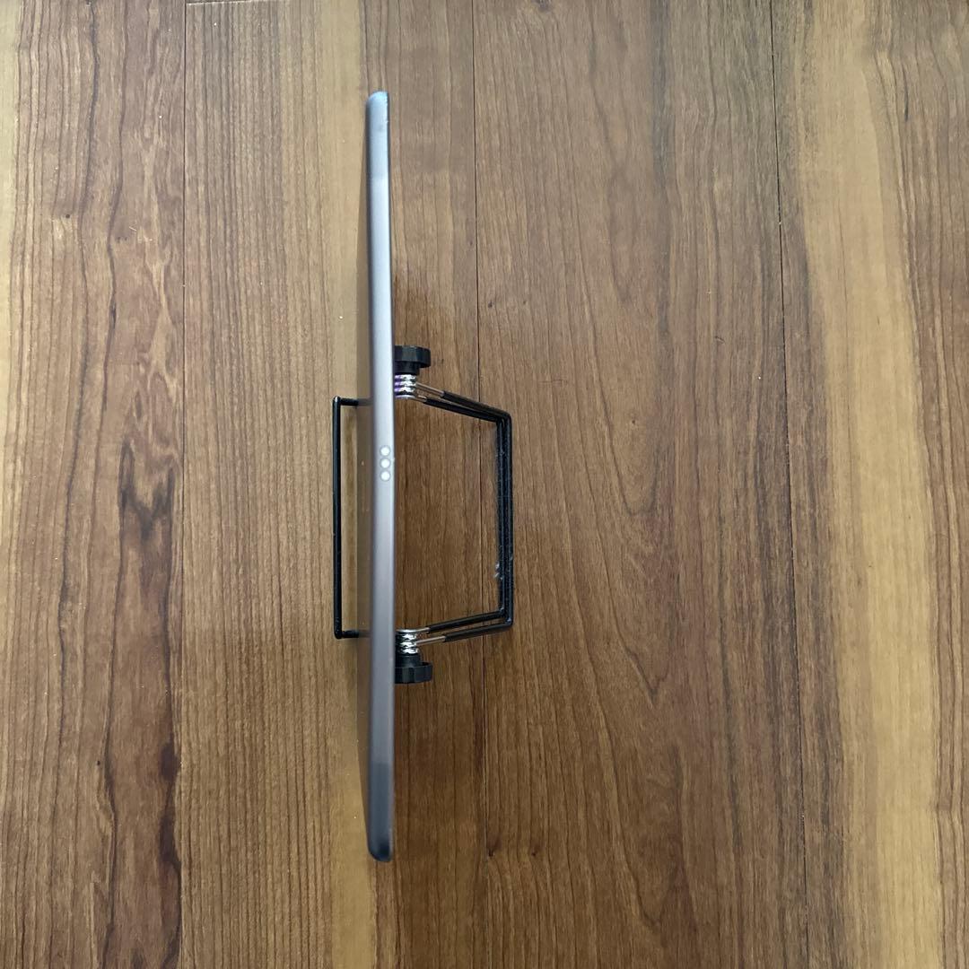 箱、付属品ありiPad 第7世代　32GBスペースグレー