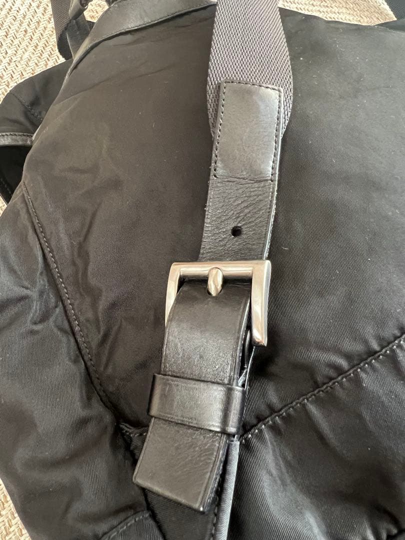 PRADA ナイロンリュック バック　黒　三角プレート