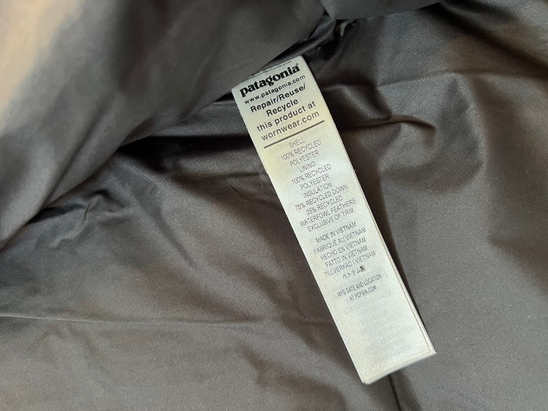 [新品]パタゴニア　メンズジャクソングレイシャージャケット　ブラック　Mサイズ
