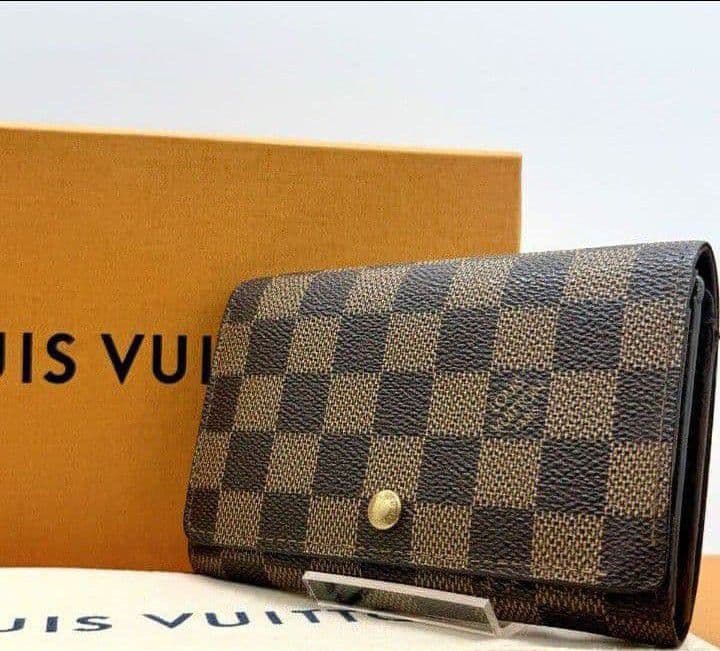 美品ルイヴィトンダミエ二つ折り財布レディースブラウン目立った傷や汚れなし送料無料