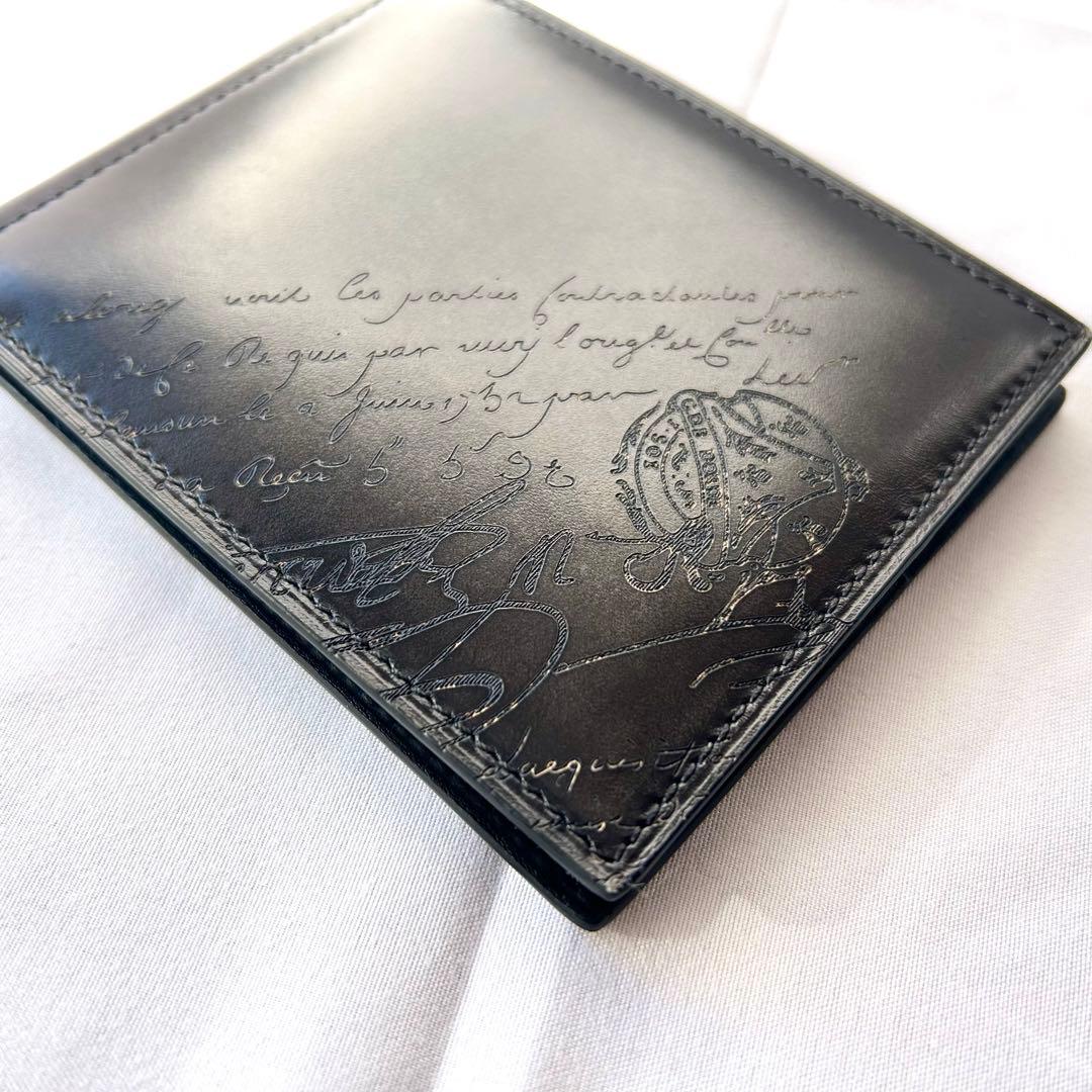 良品　ベルルッティ　カリグラフィ　レザー　マネークリップ　二つ折り財布　グレー系