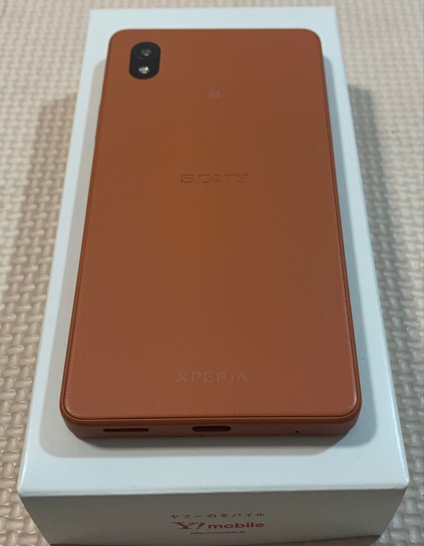 SONY Xperia Ace Ⅲオレンジ色