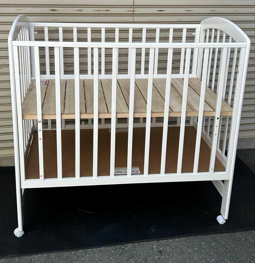 【引取・配達】カトージ　ハイポジションベビーベッド アーチ　白　尼崎・大阪