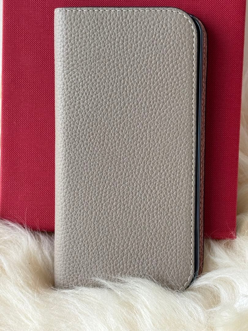 ボナベンチュラ iPhone 15 Pro Max シュリンクレザー　手帳型