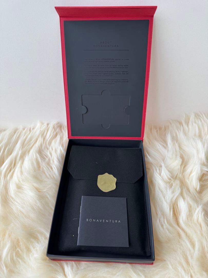 ボナベンチュラ iPhone 15 Pro Max シュリンクレザー　手帳型