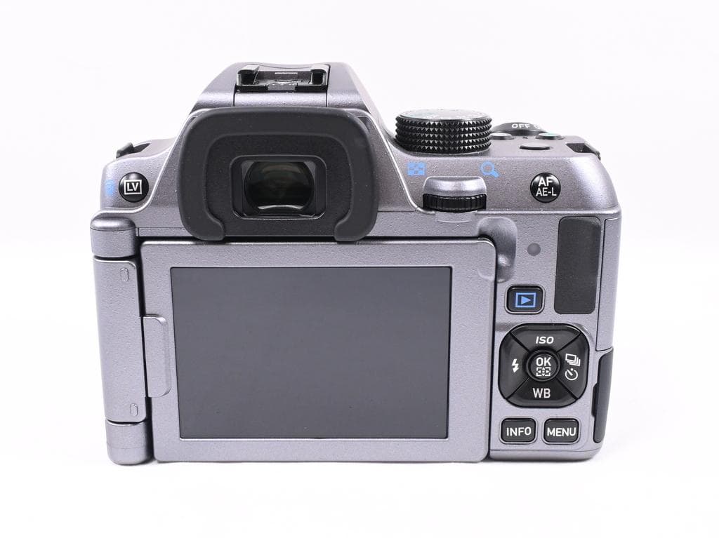 【超美品】 ペンタックス PENTAX K-70 レンズキット