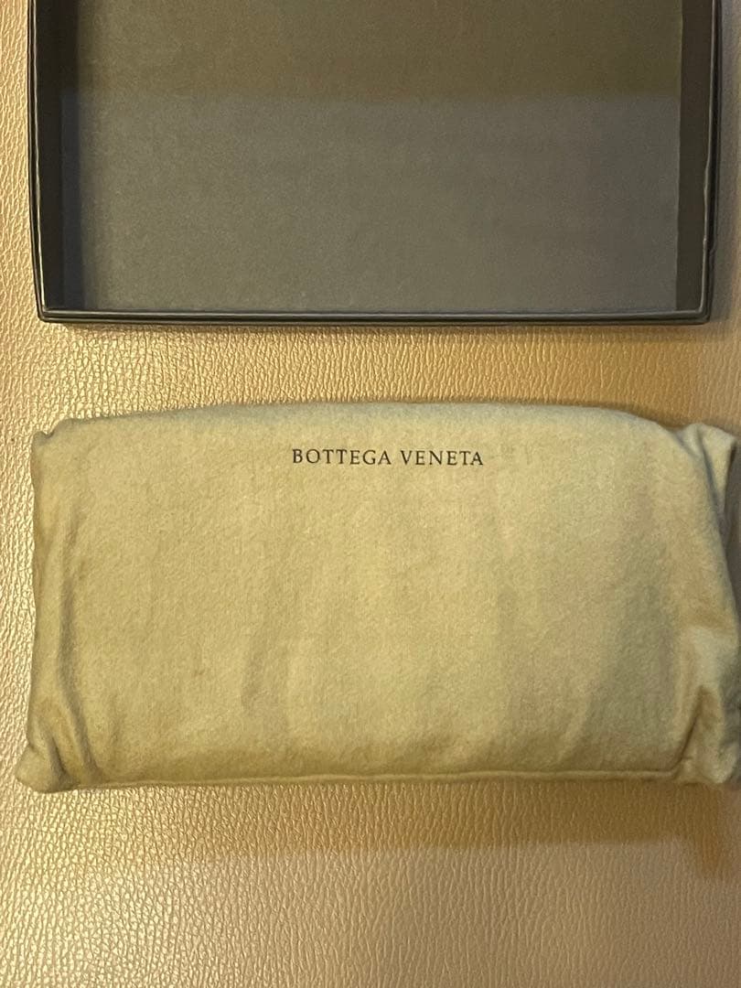Bottega Veneta オレンジ 長財布