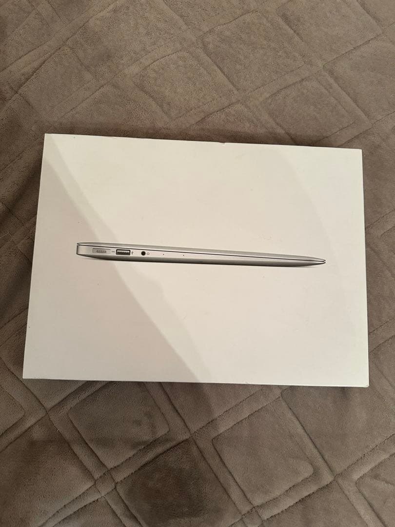 Apple MacBook Air 13インチ 2017 シルバー