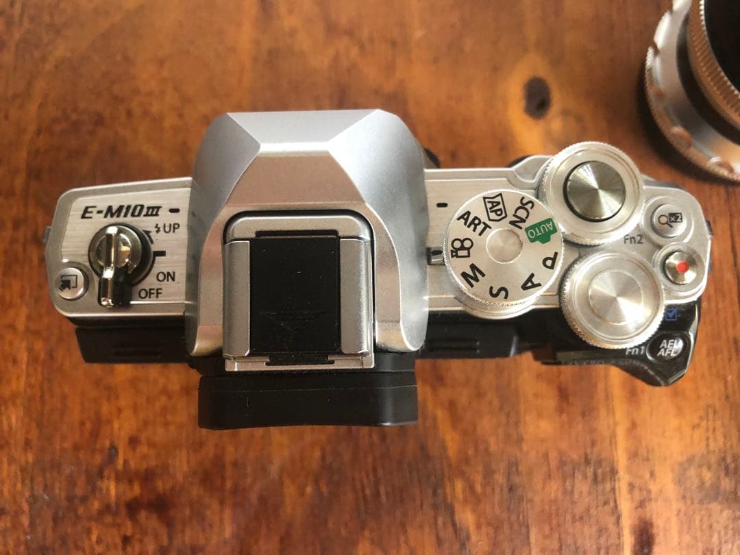OLYMPUS OM-D E-M10 MarkIII レンズ3本撮影回数511回