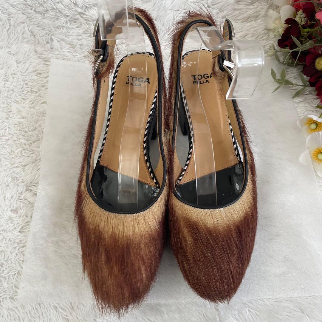 TOGA PULLA ヘアカーフサンダル　チャンキーヒール　ブラウン　38