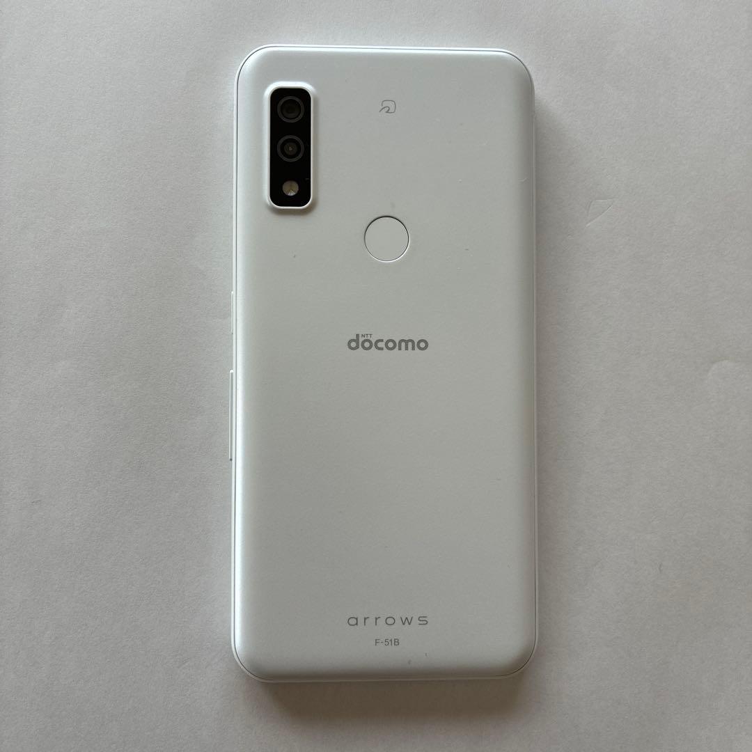 スマートフォン本体 arrows F- 51B