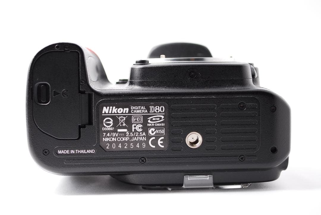 色鮮やかなCCDセンサー✨Nikon D80✨デジタル一眼レフカメラ