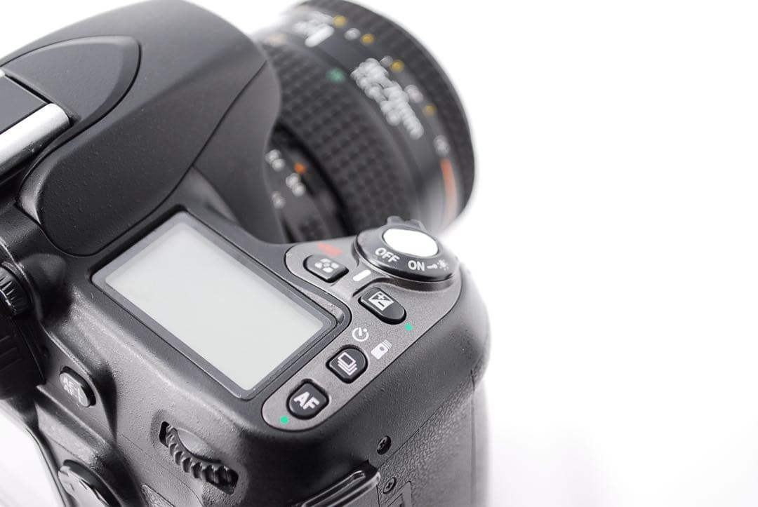 色鮮やかなCCDセンサー✨Nikon D80✨デジタル一眼レフカメラ