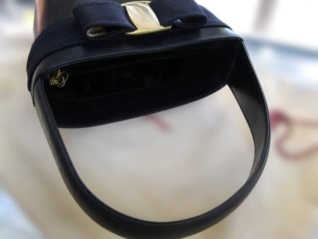 サルバトーレフェラガモ☆ヴァラリボン☆美品